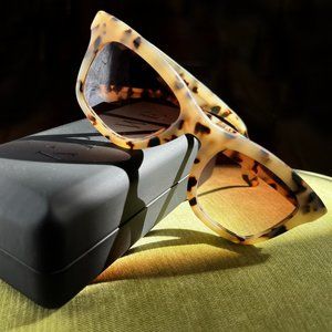 KREWE Charles II sunglasses